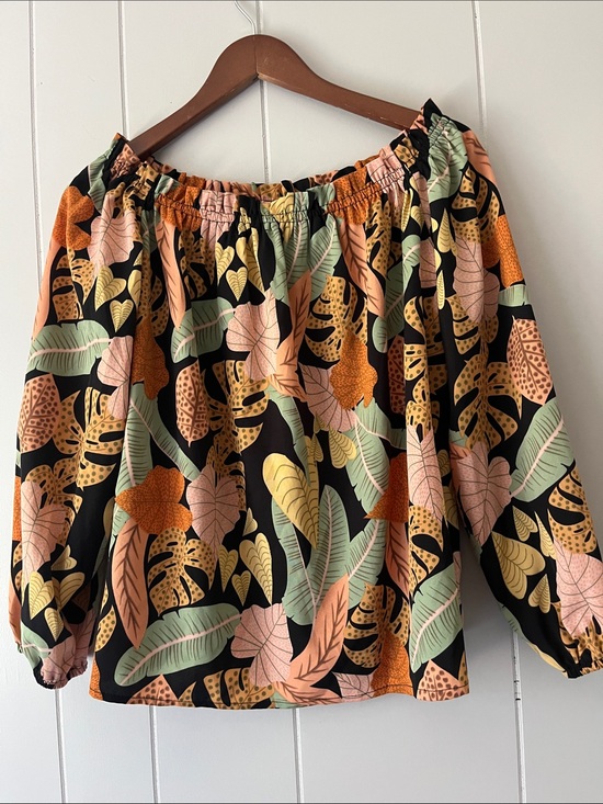 SHEIN Tops - SHEIN Black Tropical Leaf Off-Shoulder Blouse